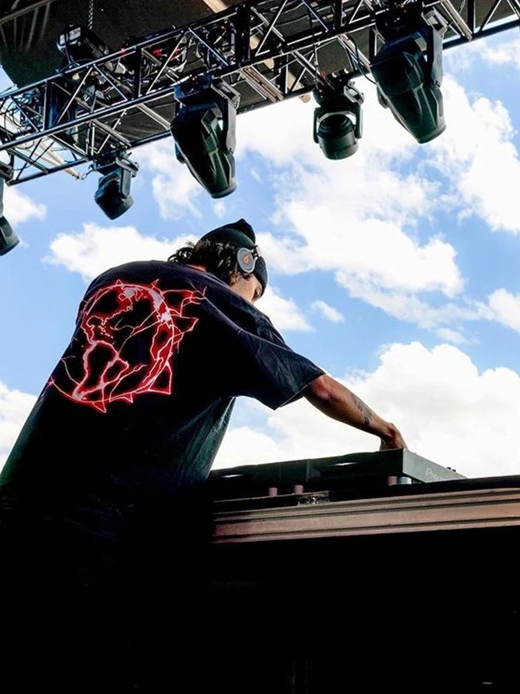 Reveng3 skull tee