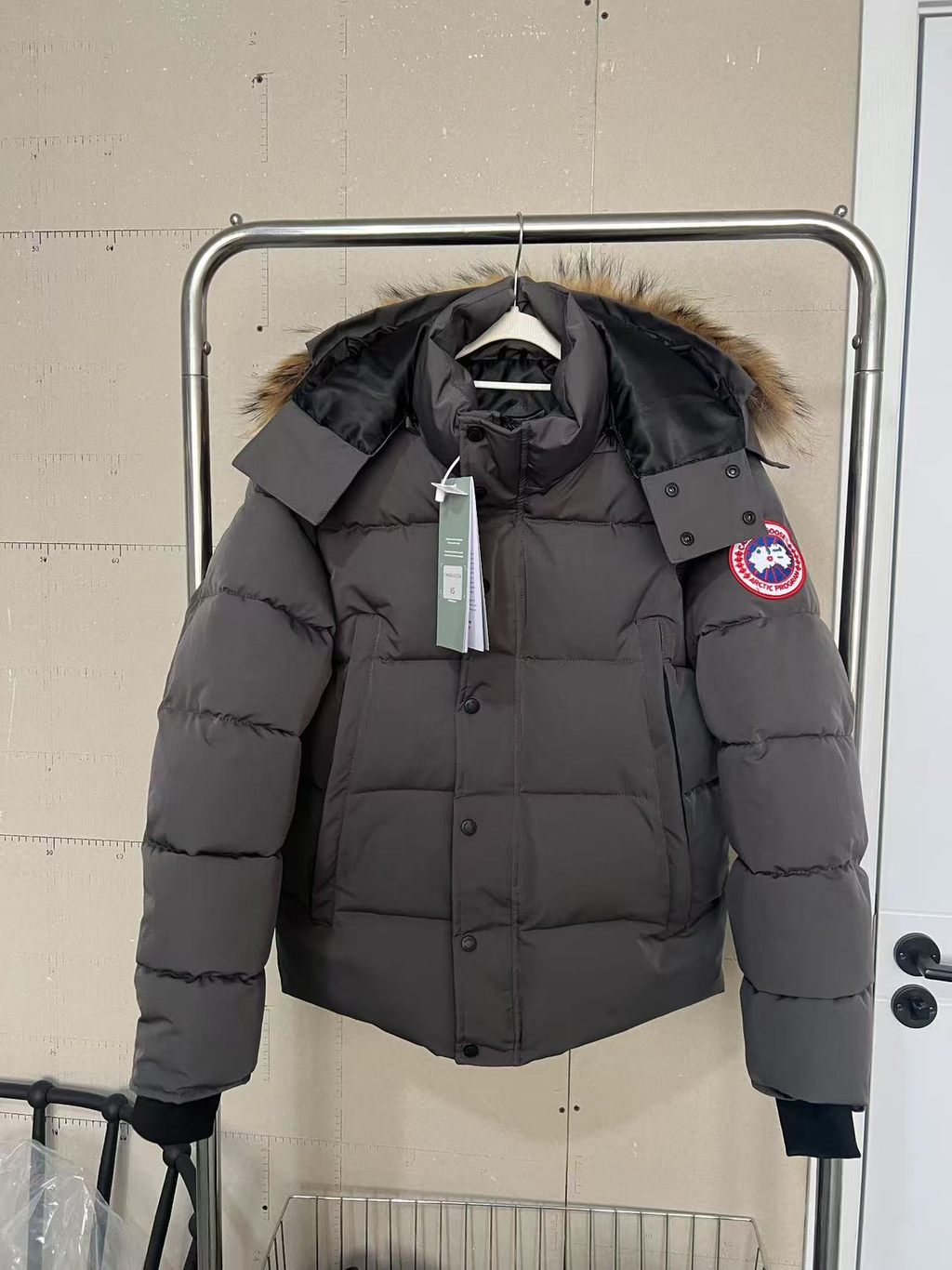 Canada G00se puffer jacket