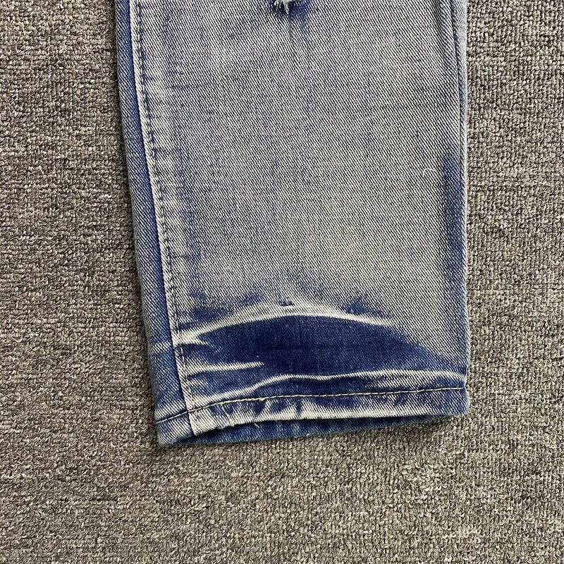 Slim Fit Am!ri Jeans