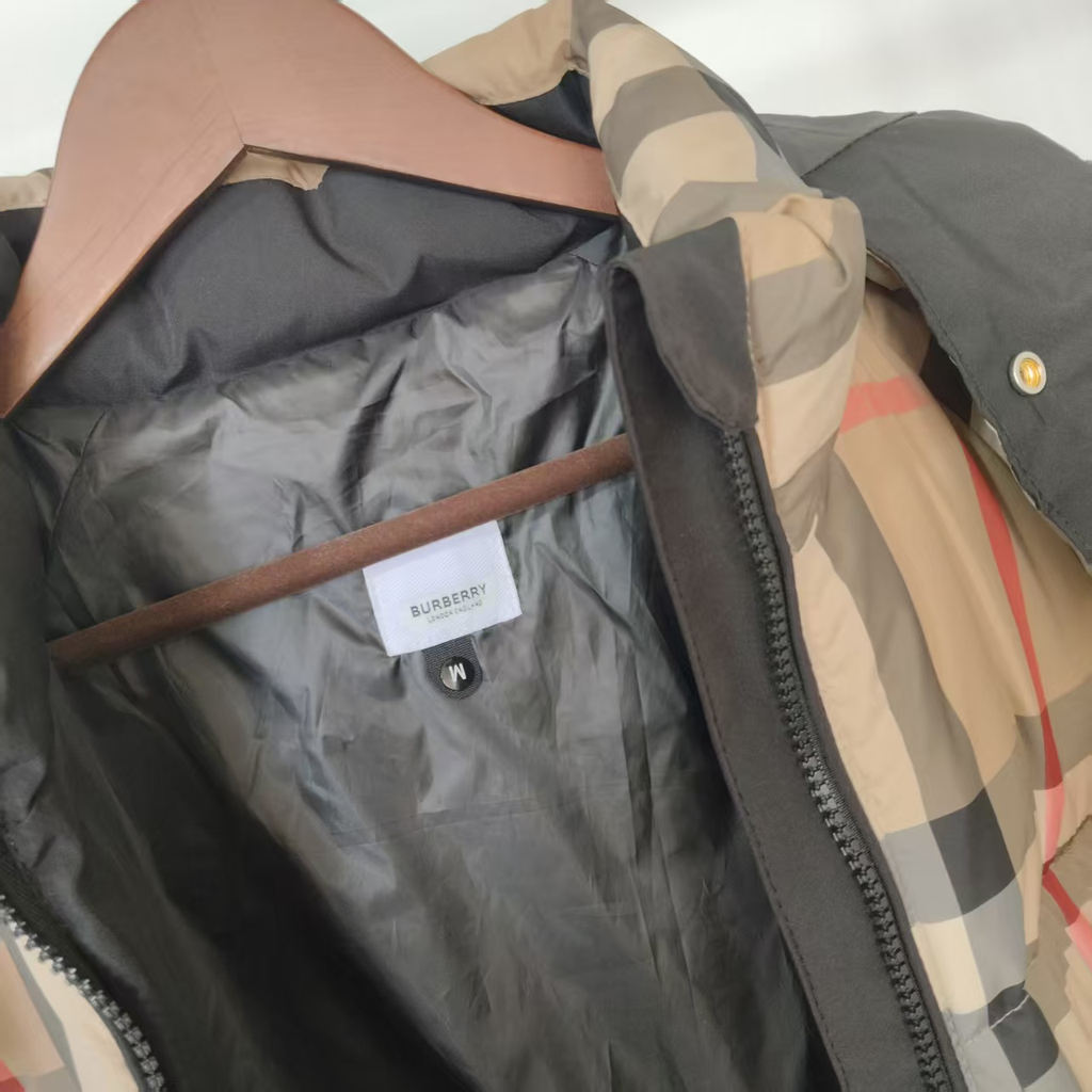 Burbery shiny puffer jacket