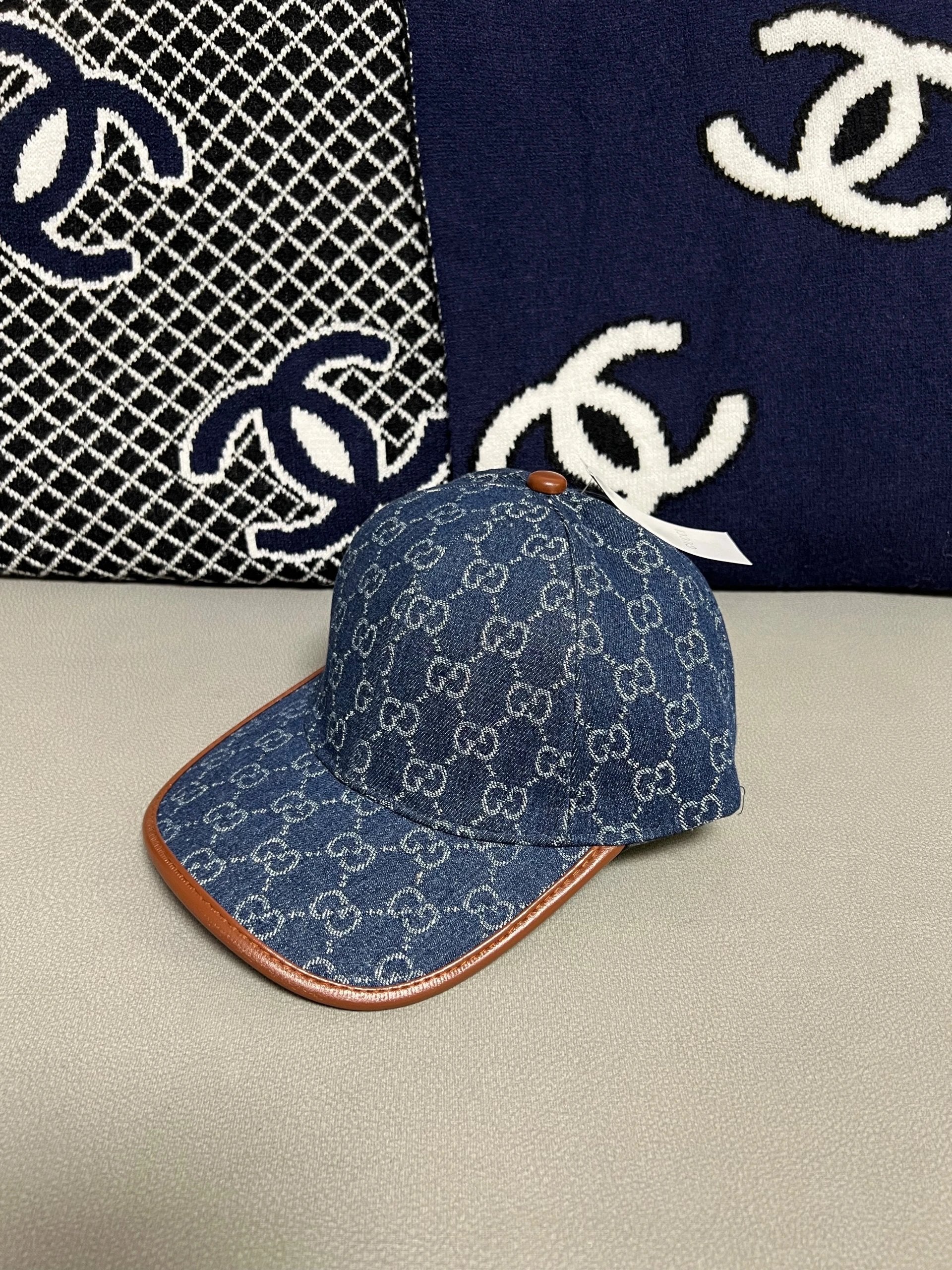 Ucci cap