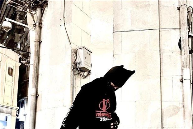 Vetement* Zurich Zip Up Hoodie