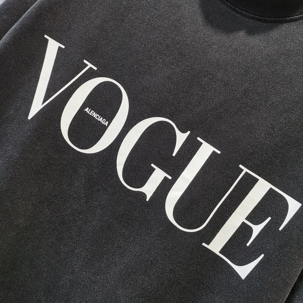 Balenci Vouge tee