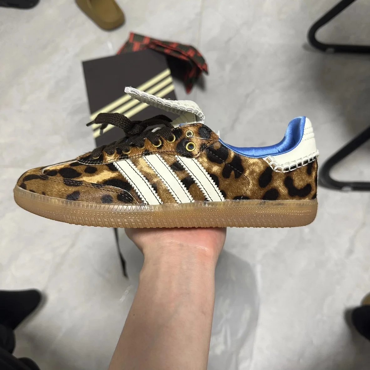 Adidos Samba Black