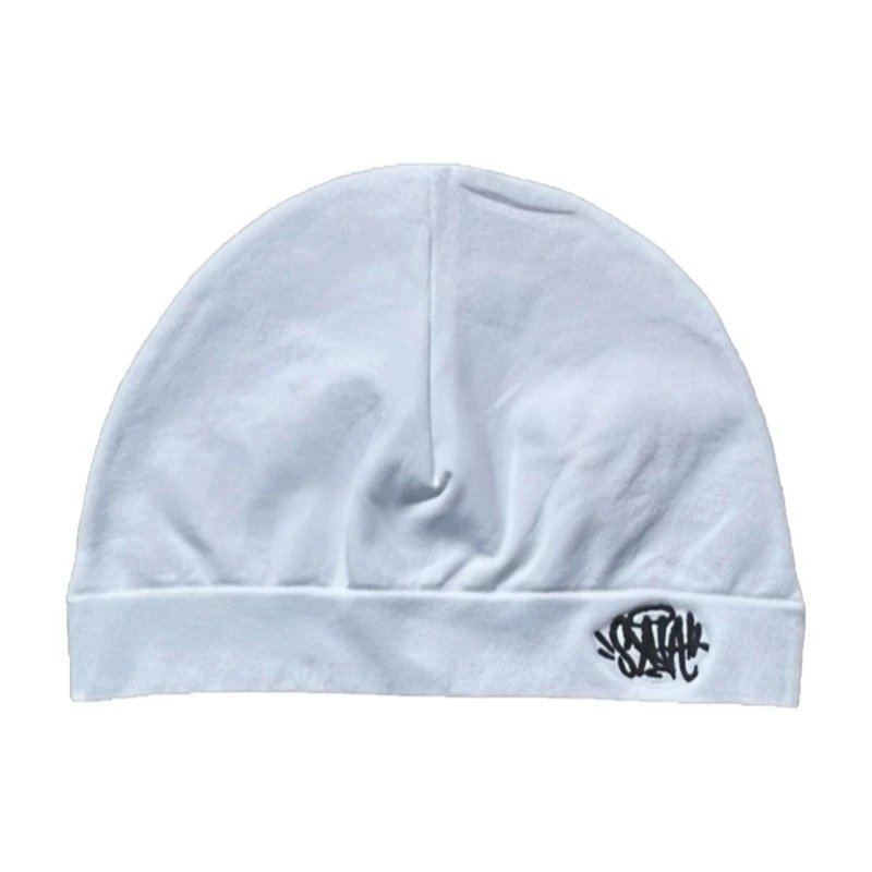 Syna W0rld Skull Beanie