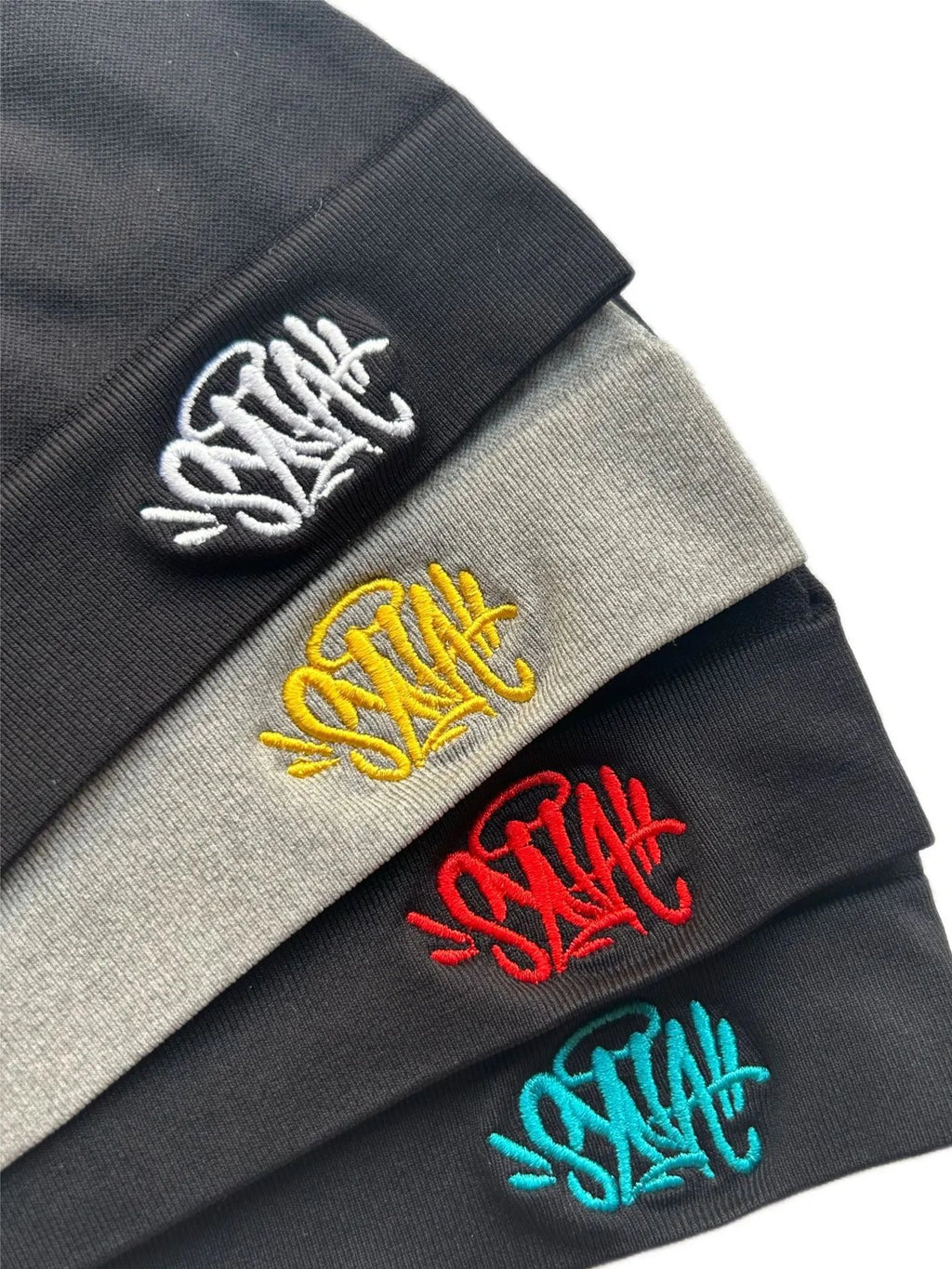 Syna W0rld Skull Beanie