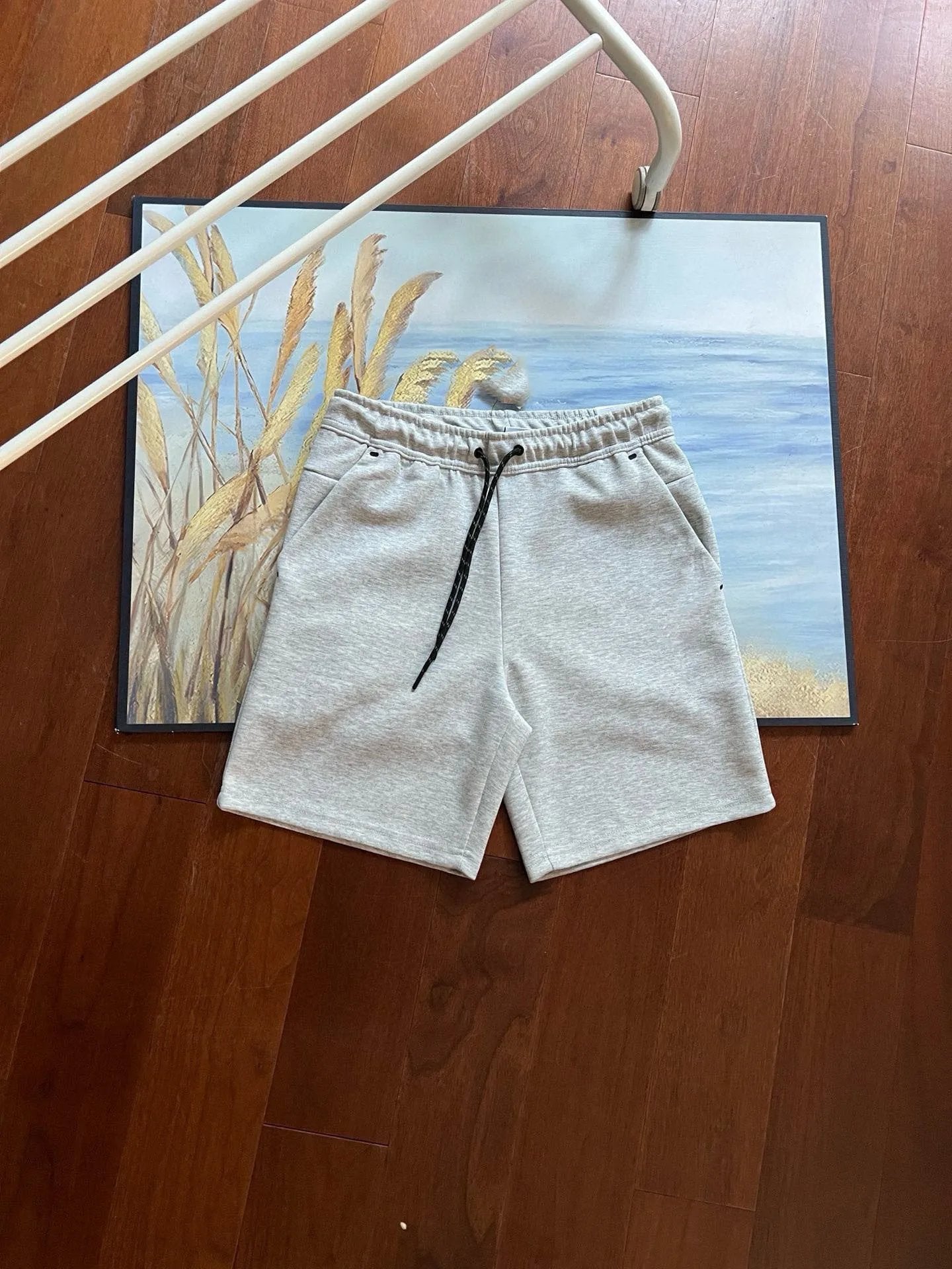 Nikee Tech Fleece Shorts