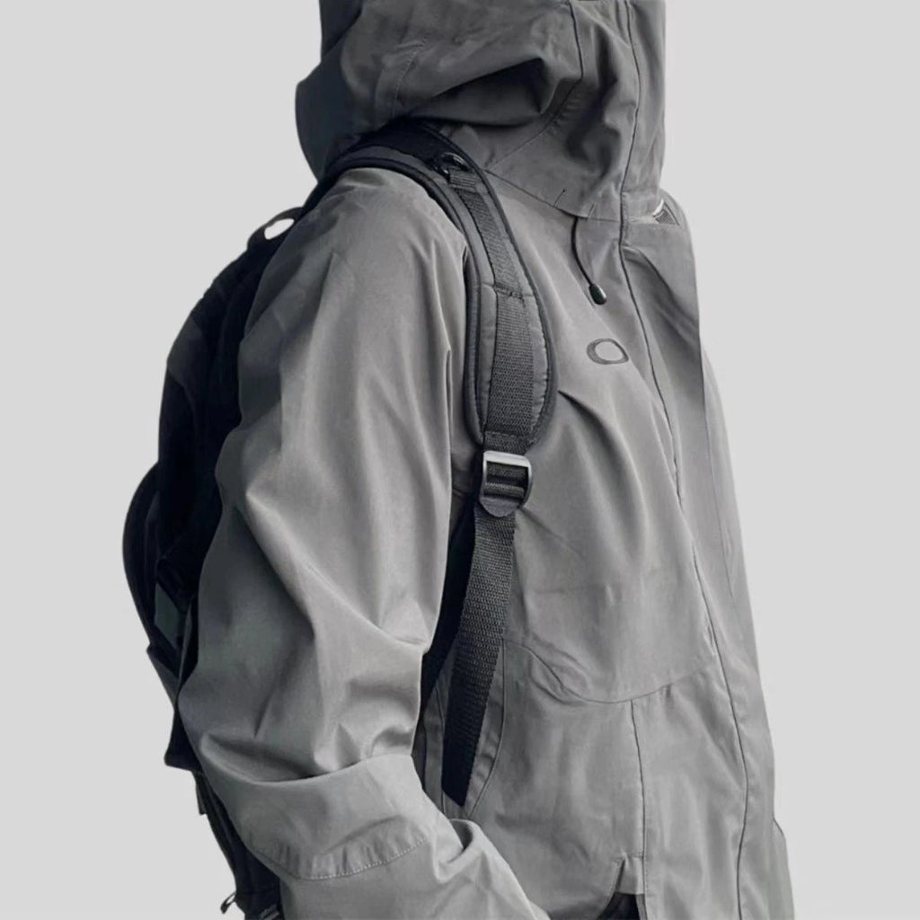 0akley Windbreaker