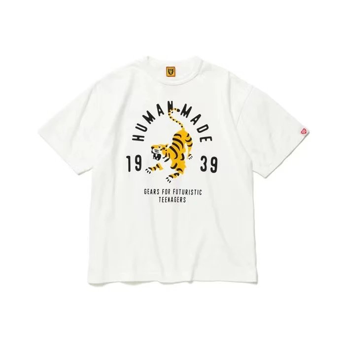 Human Mad3 tee