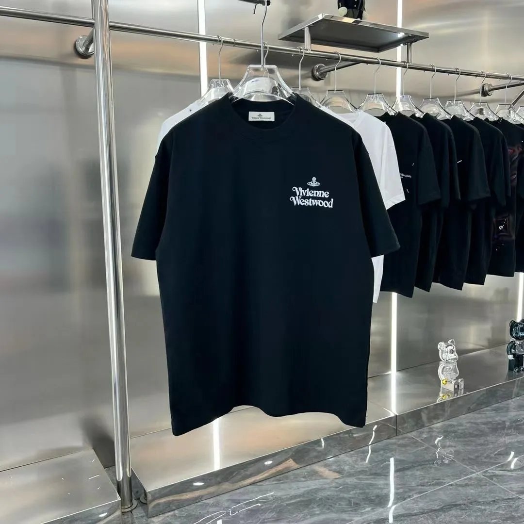 Vivienn3 Westwood tee