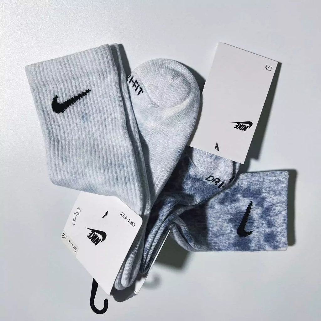 Nikee Colorful Socks