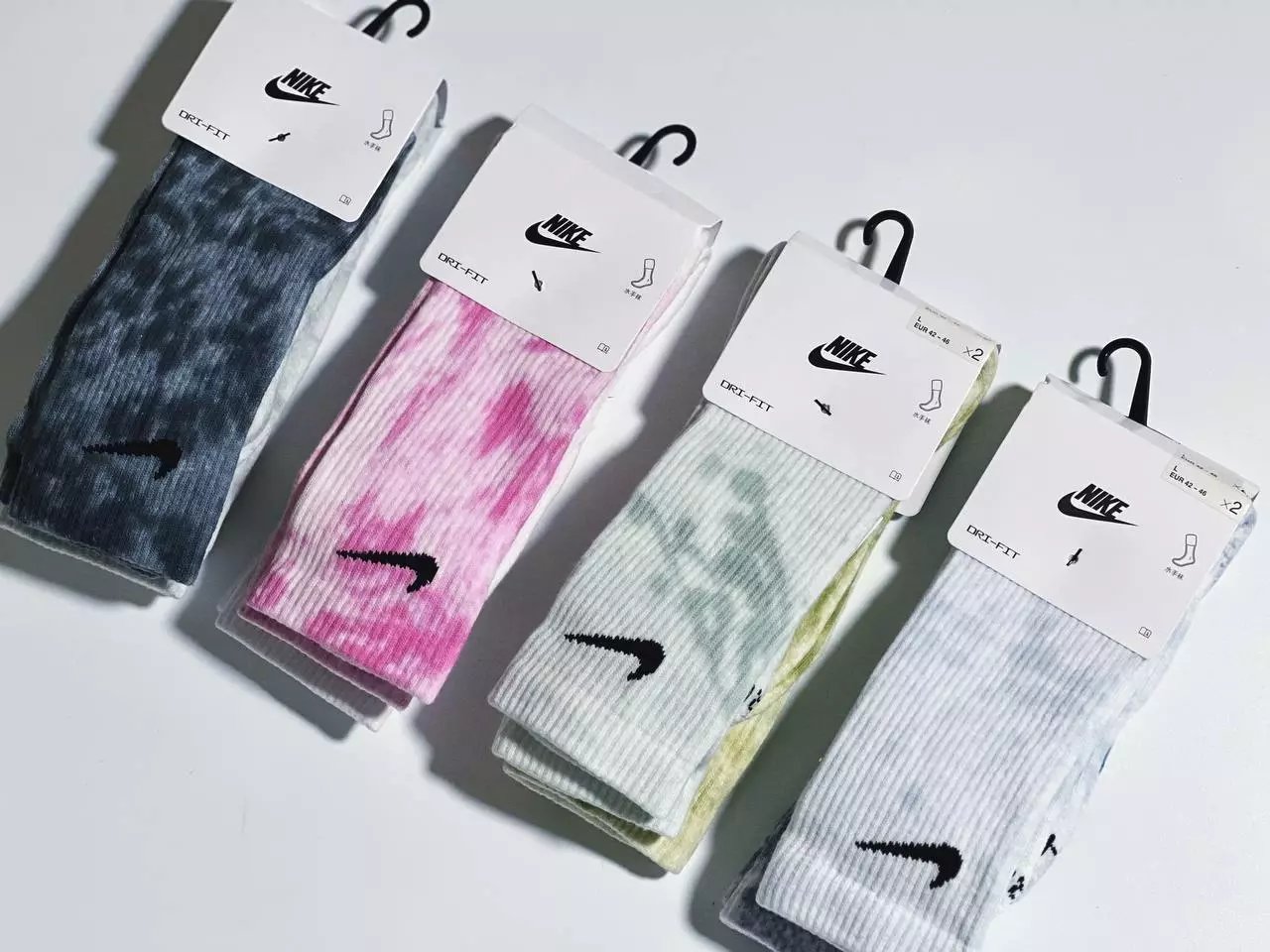 Nikee Colorful Socks