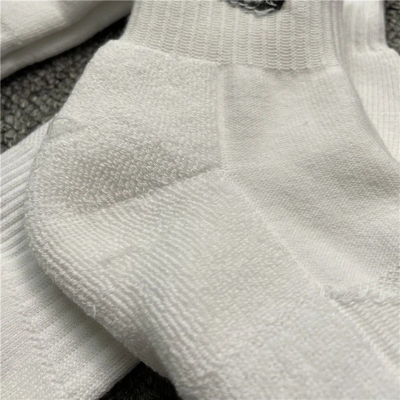 Short Nikee Socks