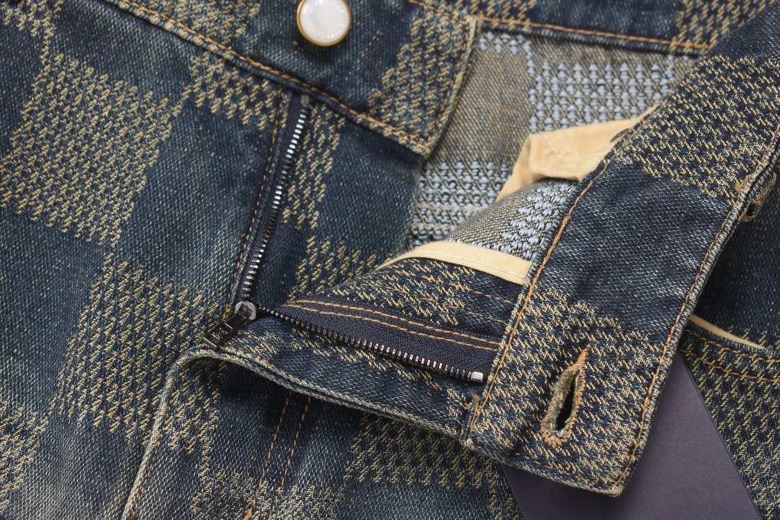 Vouis Luitton Damier Denim Skate Pants