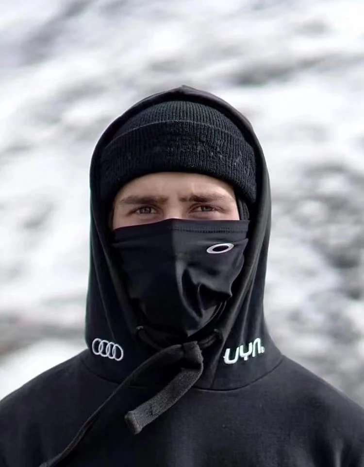 0akley Balaclava Mask