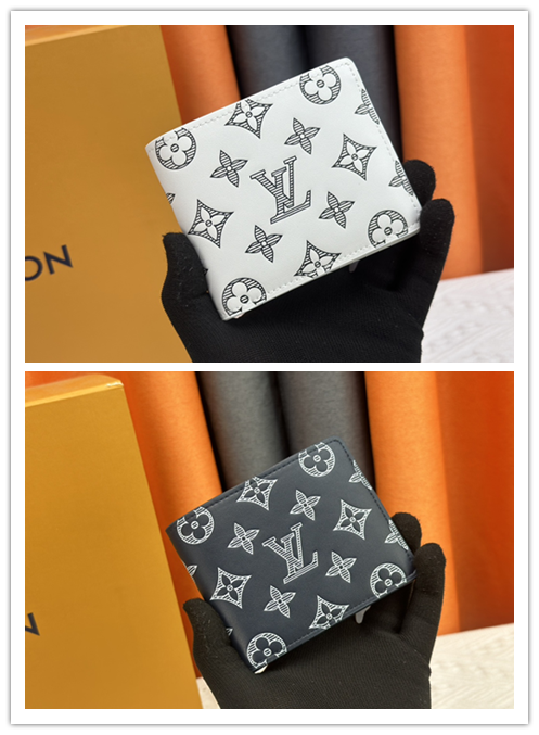 Vouis Luitton Black Monogram  Wallet
