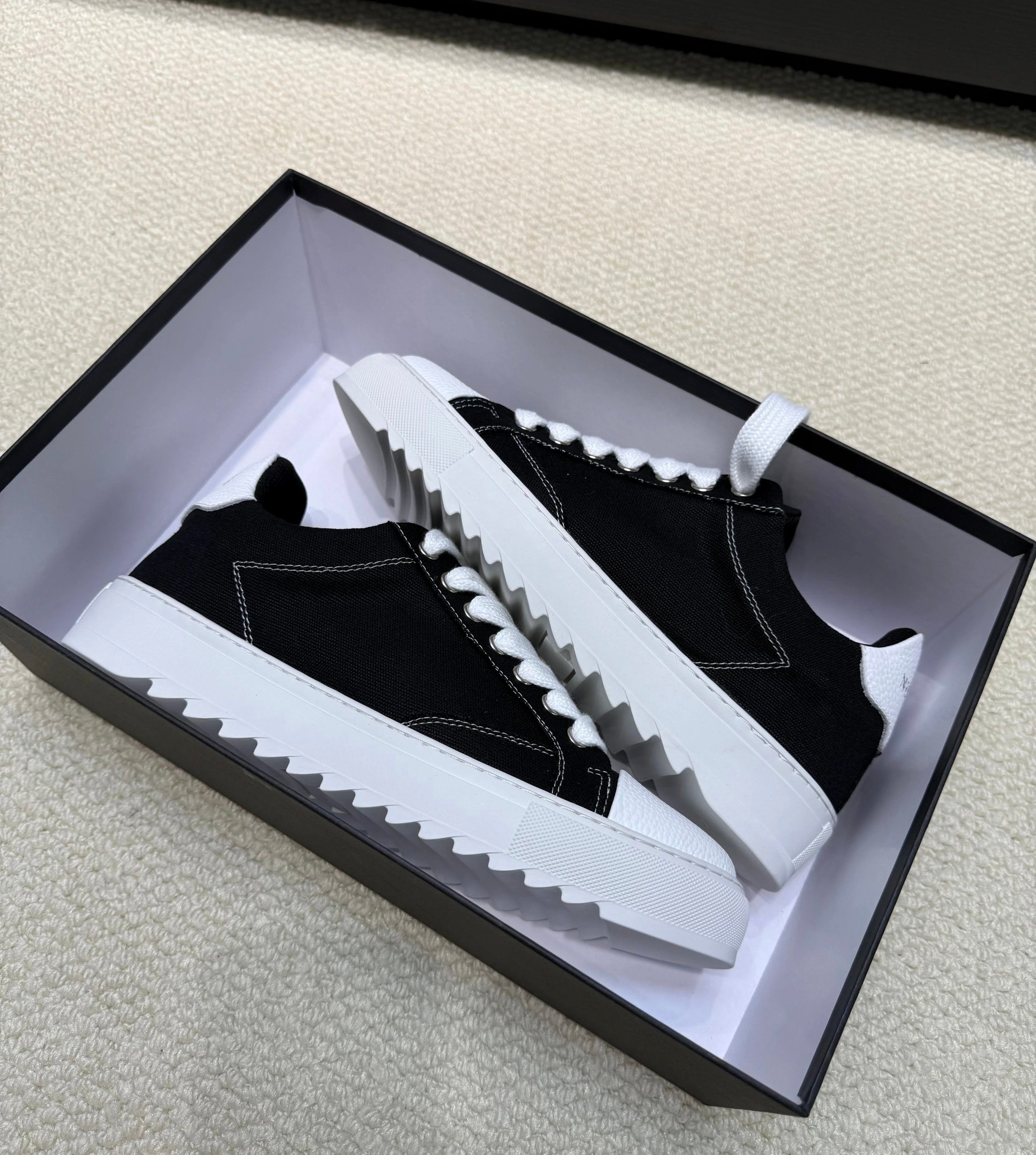 Numeris Shoes