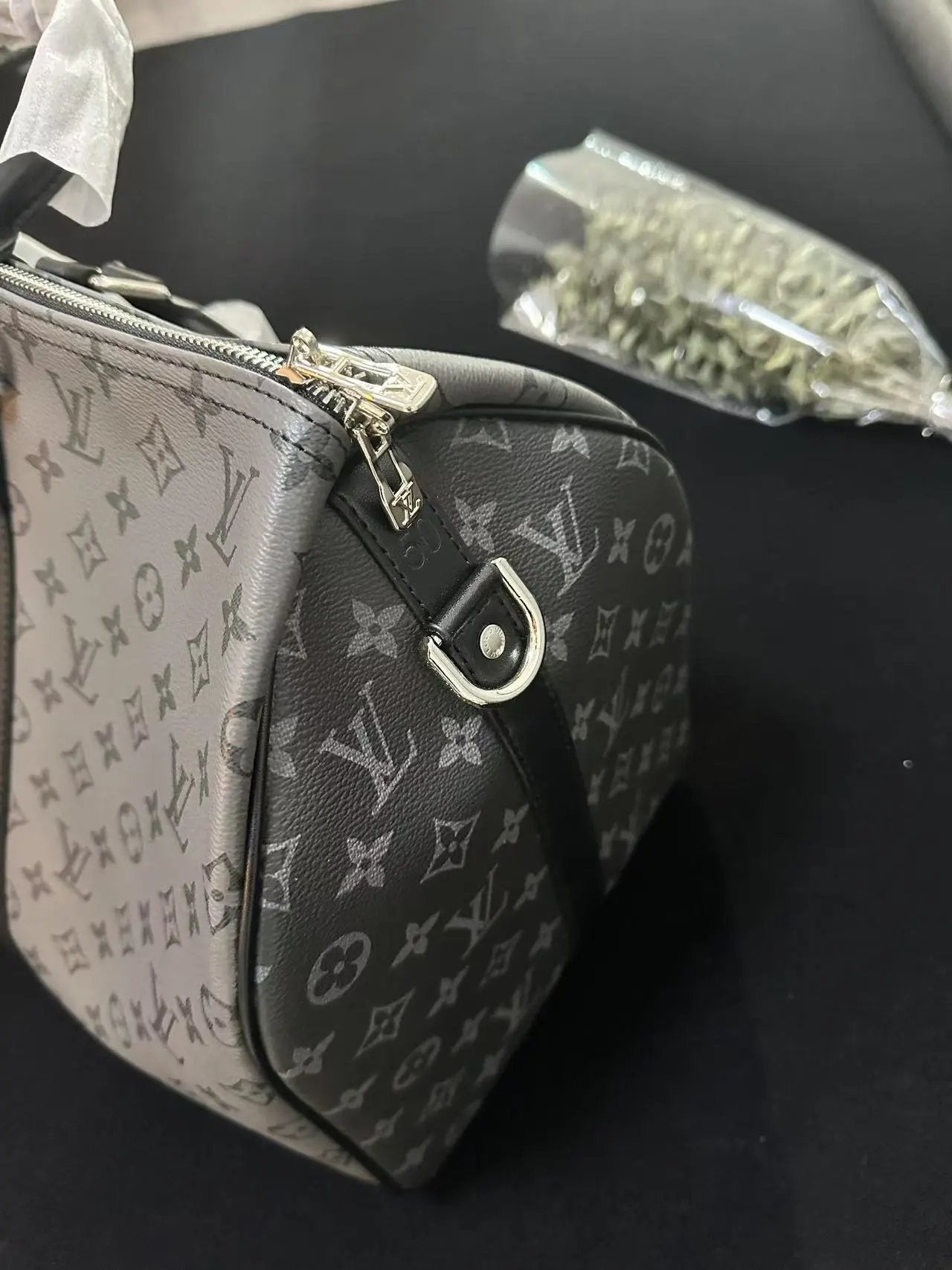 Vouis Luitton Duffle Bag