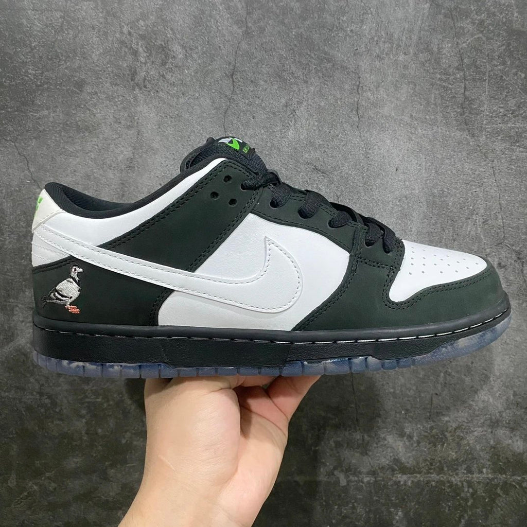 Nikee Dunk's  Trav!s Scott