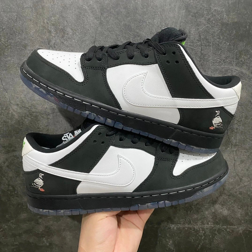 Nikee Dunk's  Trav!s Scott