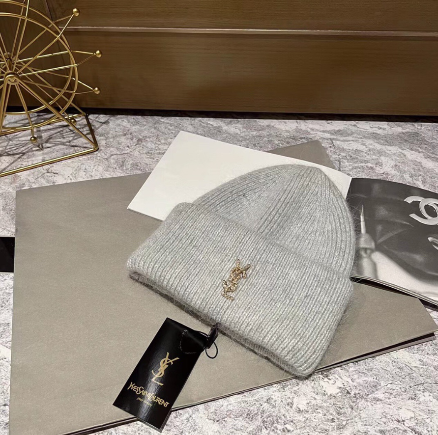YS*  Beanie