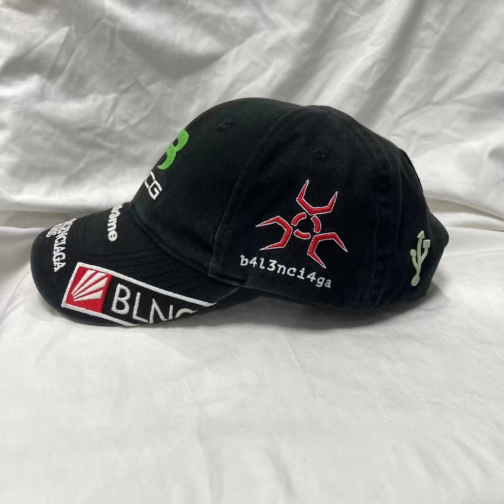 Vetement* I Got Lucky Cap