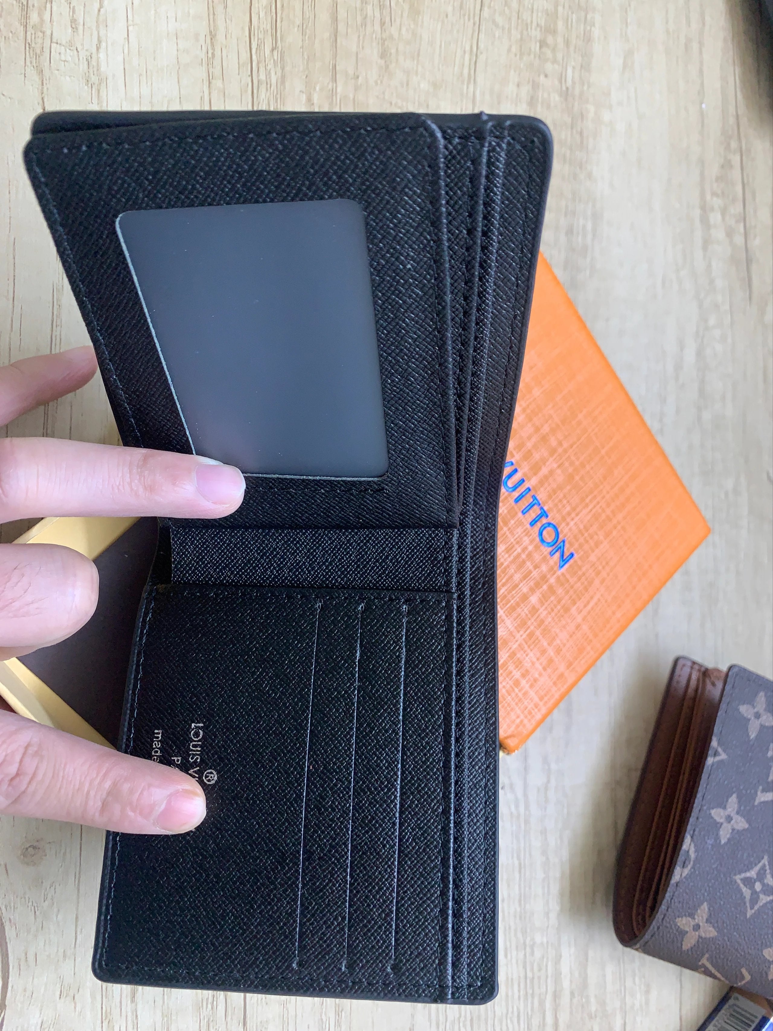 VL Wallet (budget batch)