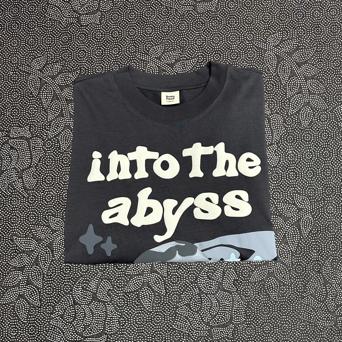Br0ken Planet in to the abyss tee