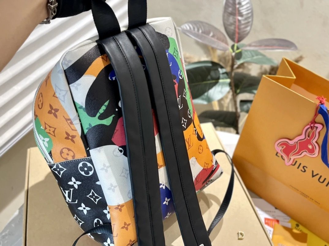 VL Monogram  Paint Backpack